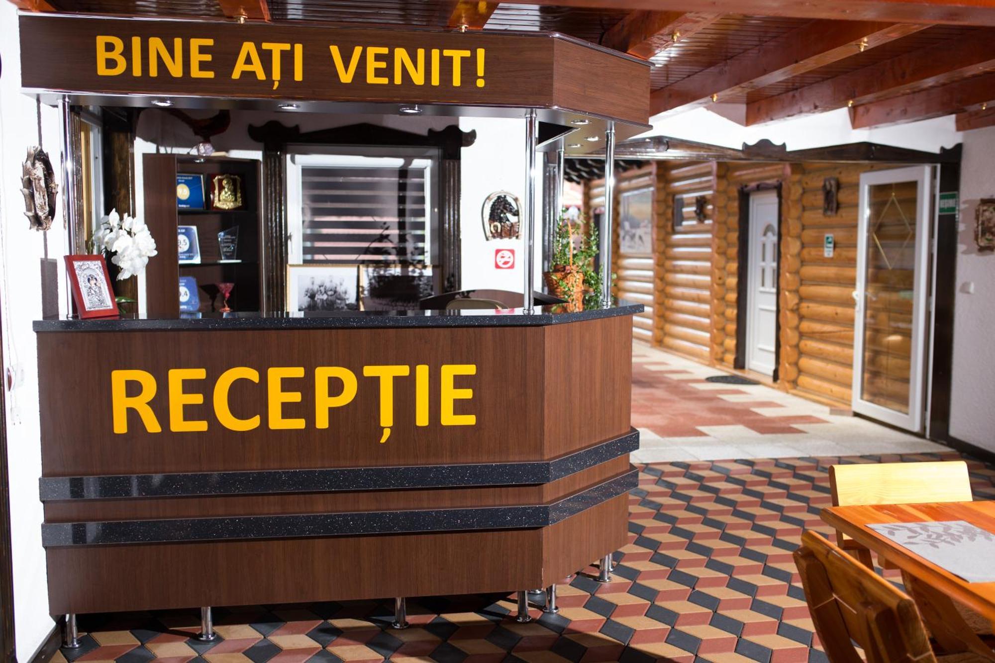 Vila Adr Petresti Екстер'єр фото